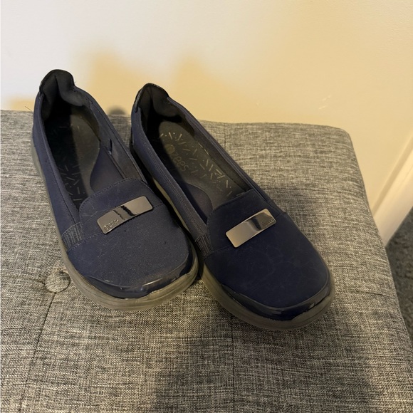 BZees Very nice slip on blue shoes - Picture 3 of 3